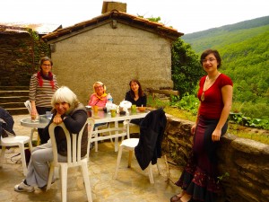 writers-on-the-terrace-at-la-muse