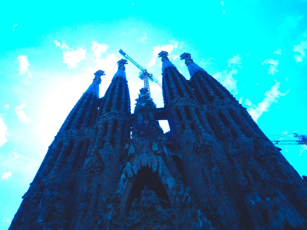 sagrada familia construction