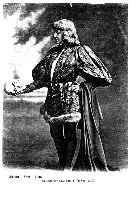 sarah-bernhardt_hamlet